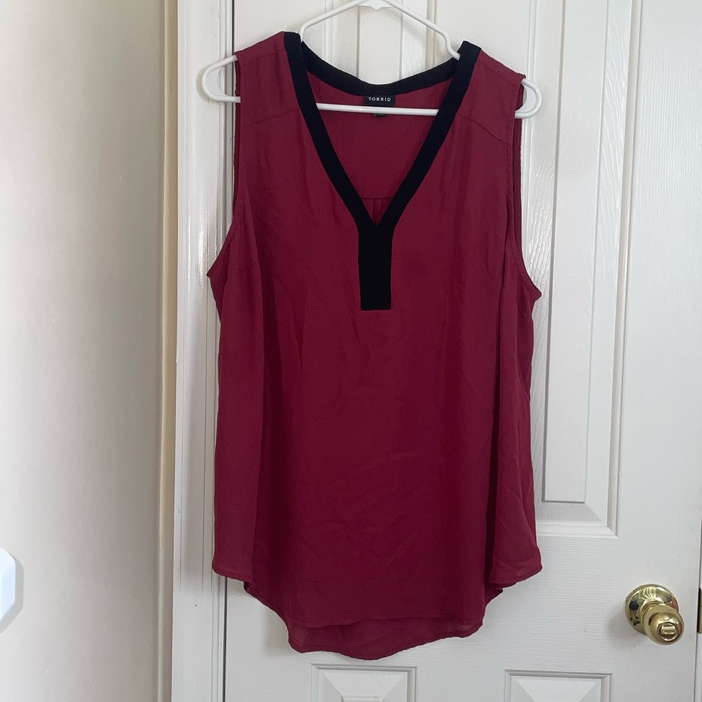 Torrid Burgundy and Black V-Neck Tank Top